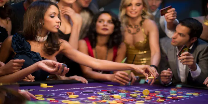 Chiến thuật chơi Poker tournament là gì?