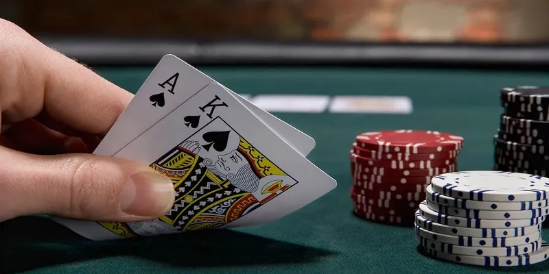 Kiếm tiền tại cổng game Poker đổi thưởng M88